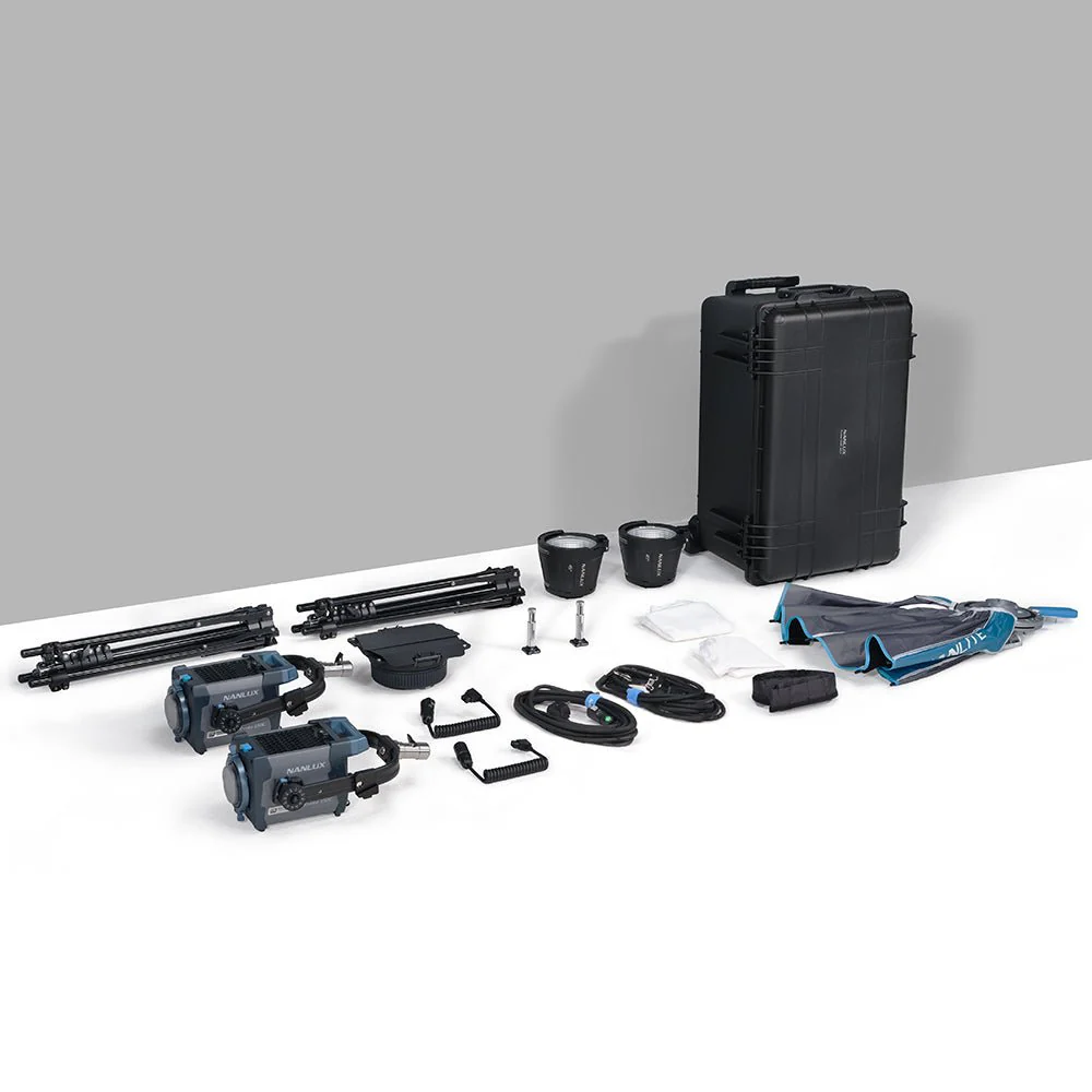 NANLUX Evoke 150C 2-Light Kit with Plastic Trolley Case